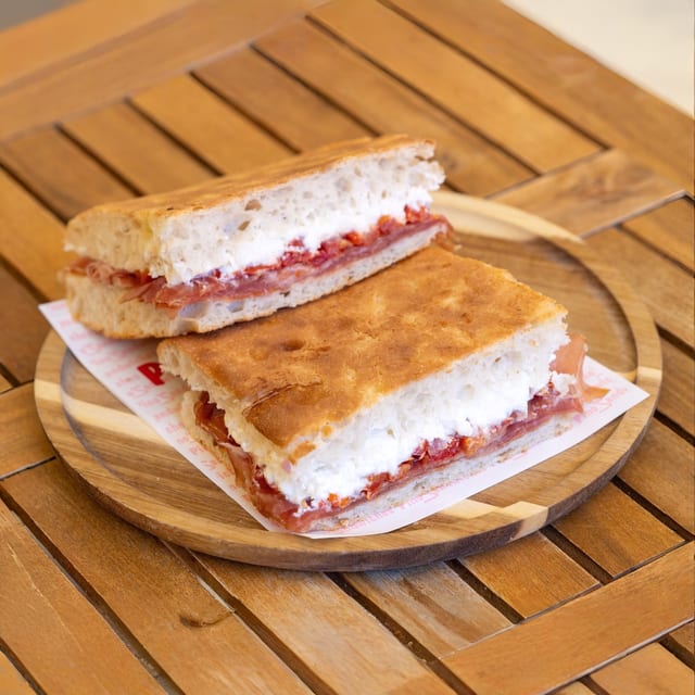 Ganzo Sandwich.